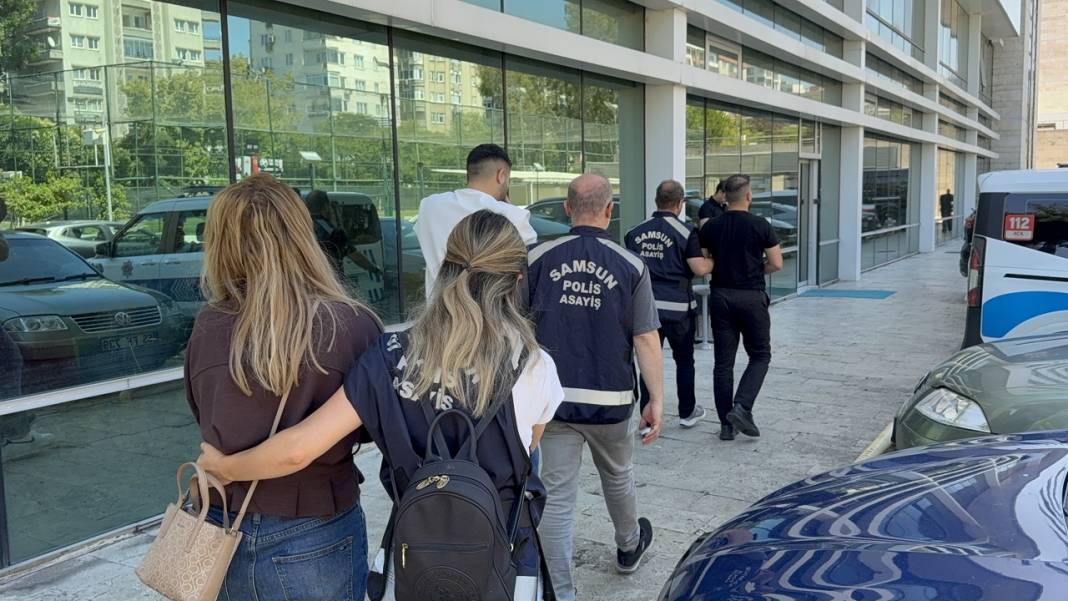 Masaj salonuna fuhuş operasyonu! İşletme sahibinin kimliği şaşırttı 1